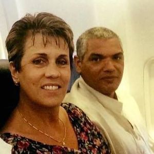 Meet your Posher, Carlos